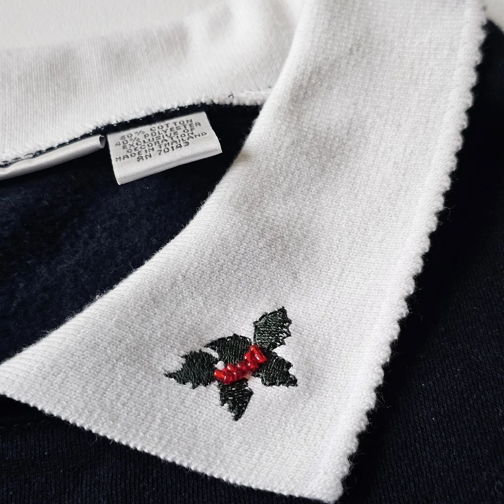 90s Hastings & Smith Embroidered Christmas Sweatshirt XL Angel Holly Collar Navy - Picture 4 of 10
